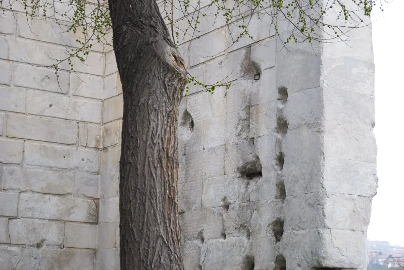 Le temple d'Auguste à Ankara (Monumentum Ancyranum) — Res Gestae
